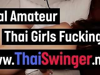 This Cute Thai Chick Gets Picked Up In A Bar For A Fuck